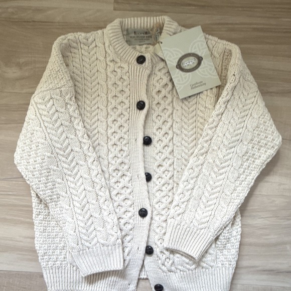 Aran Sweater Market Sweaters - Aran Sweater Ireland Women's Ivory Wool Cable-Knit Button Cardigan Sweater M